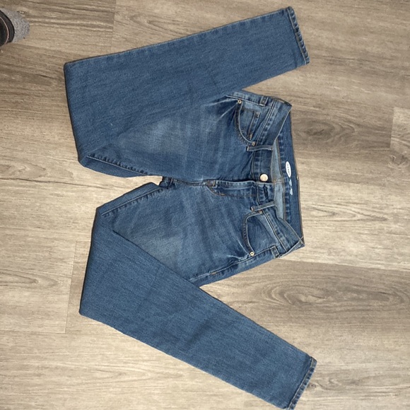 Old Navy Skinny Jeans - Picture 2 of 4